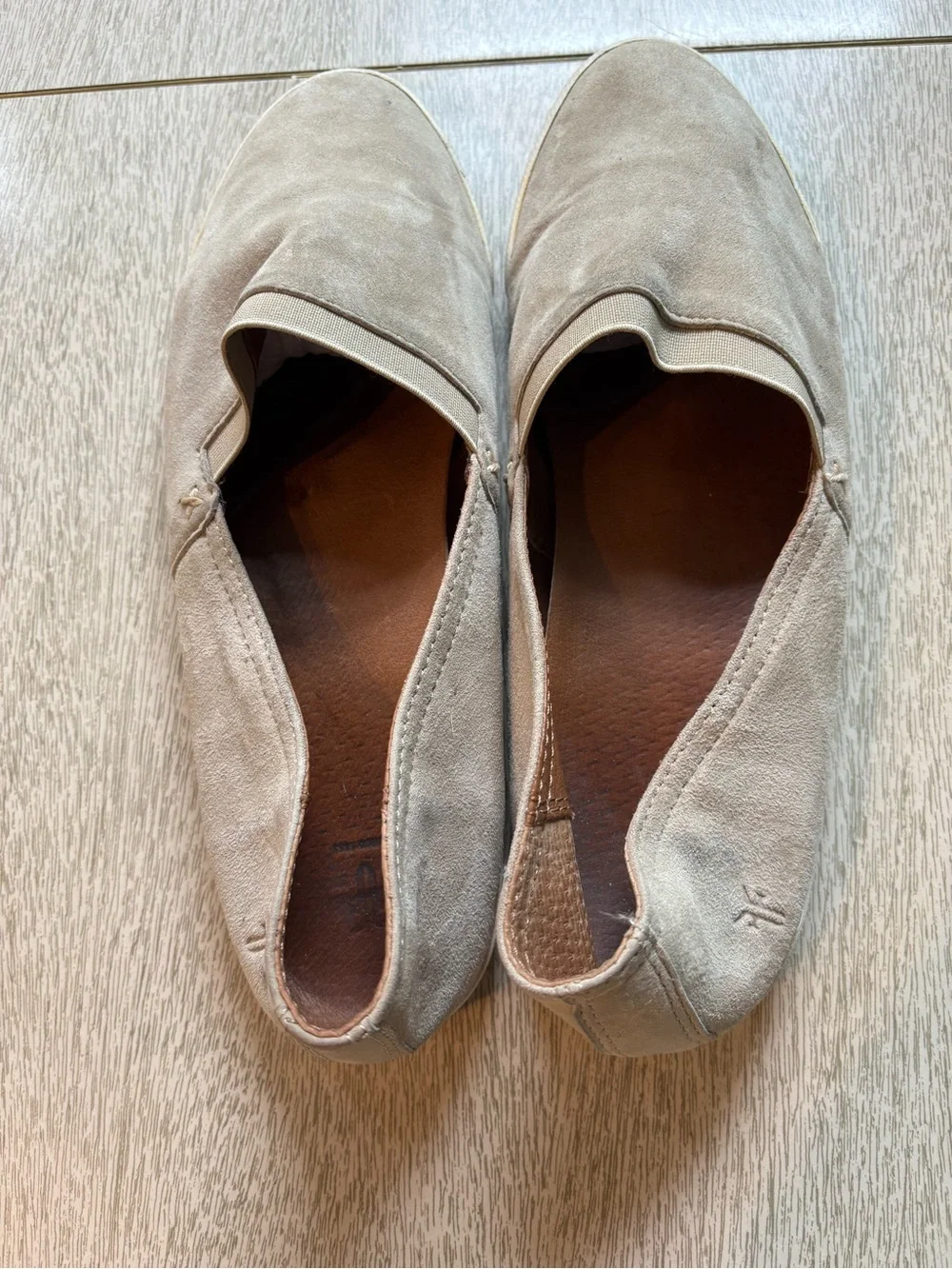 Women’s Frye Slip-On Suede Loafers in Tan
